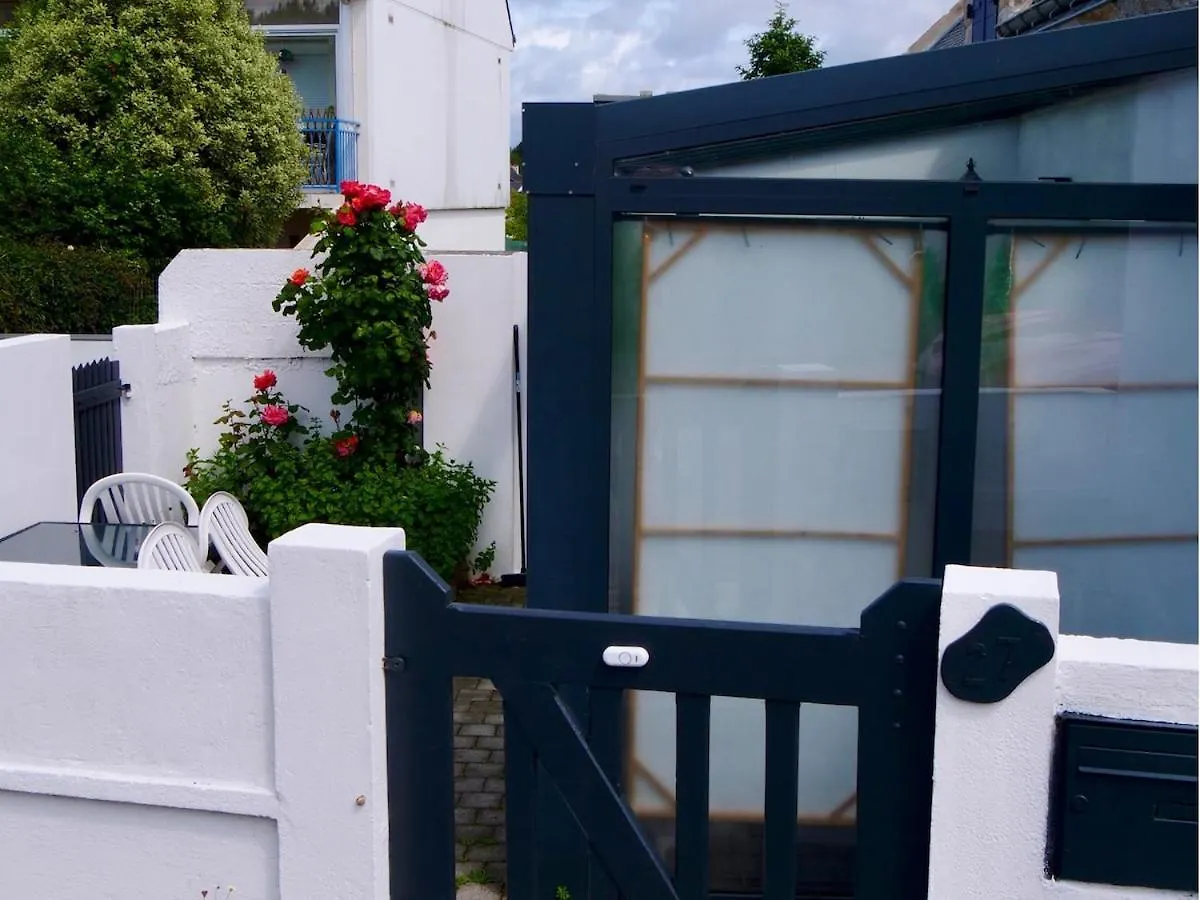 Charme & Comfort, Terrace, 5 Minutes By Boat From Lorient Locmiquélic 0*,
