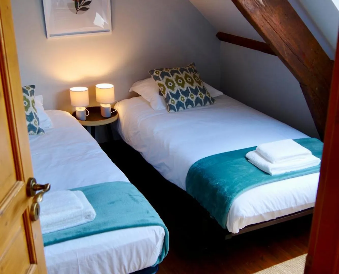 Charme & Comfort, Terrace, 5 Minutes By Boat From Lorient Locmiquélic